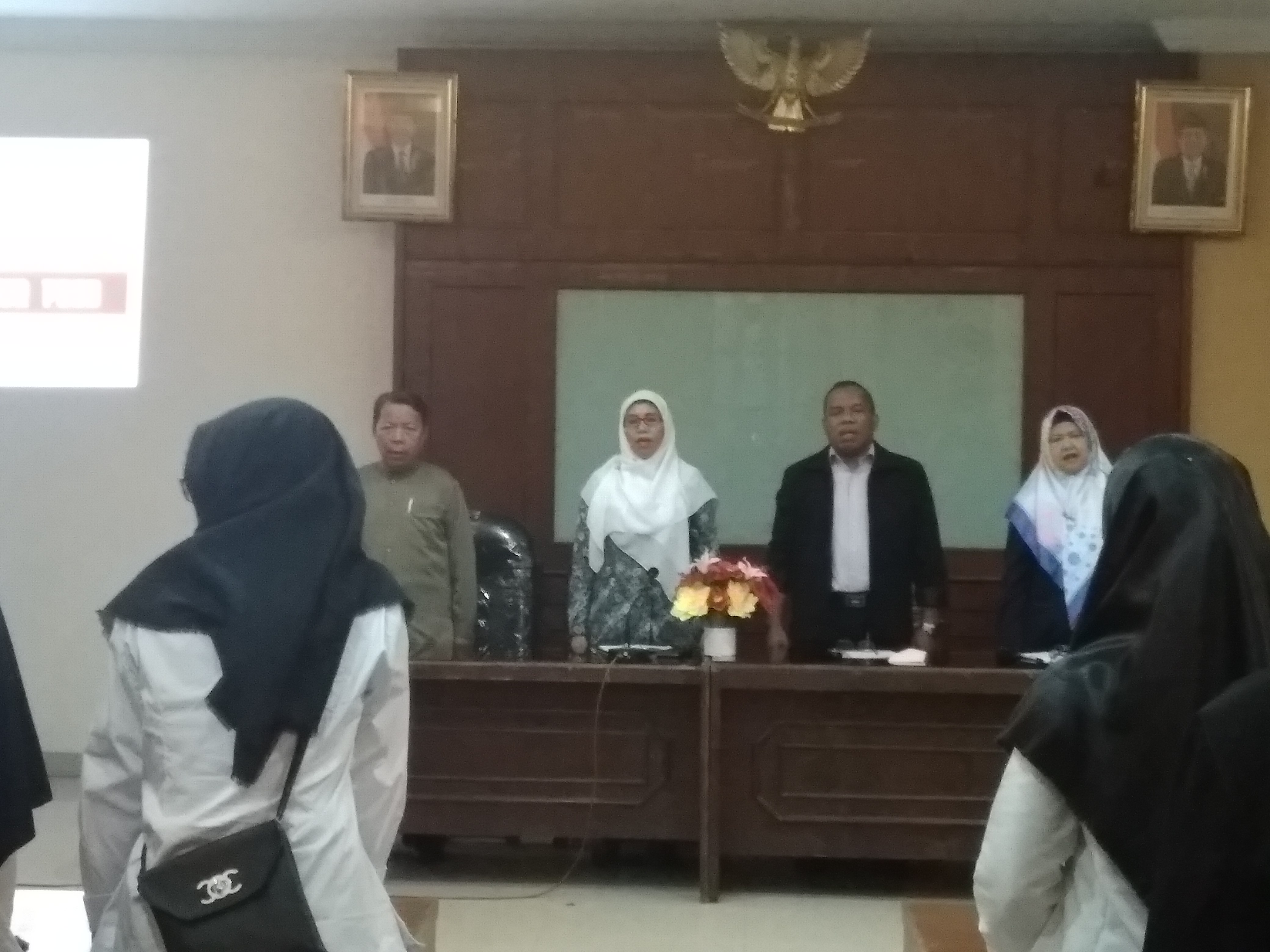 Gambar Rektor UIN Alauddin Sambut Santri Berprestasi